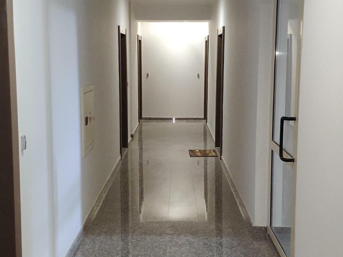 Delux Apartments Cote Dagur Burgas Exteriör bild